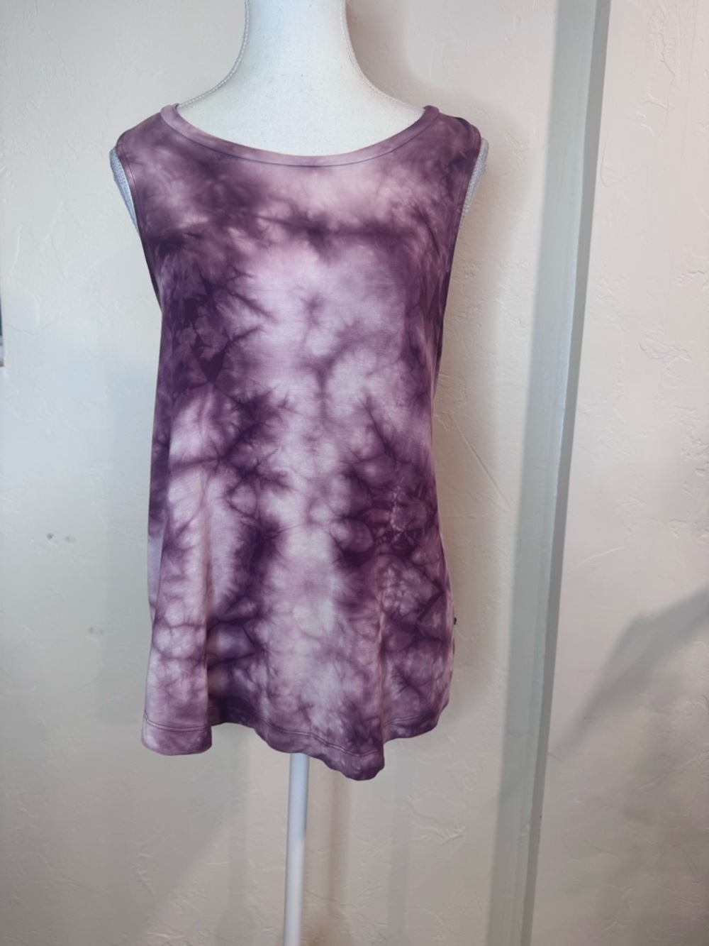 AEO Soft & Sexy Tank Top - Purple Tie Dye Flowy Casual
